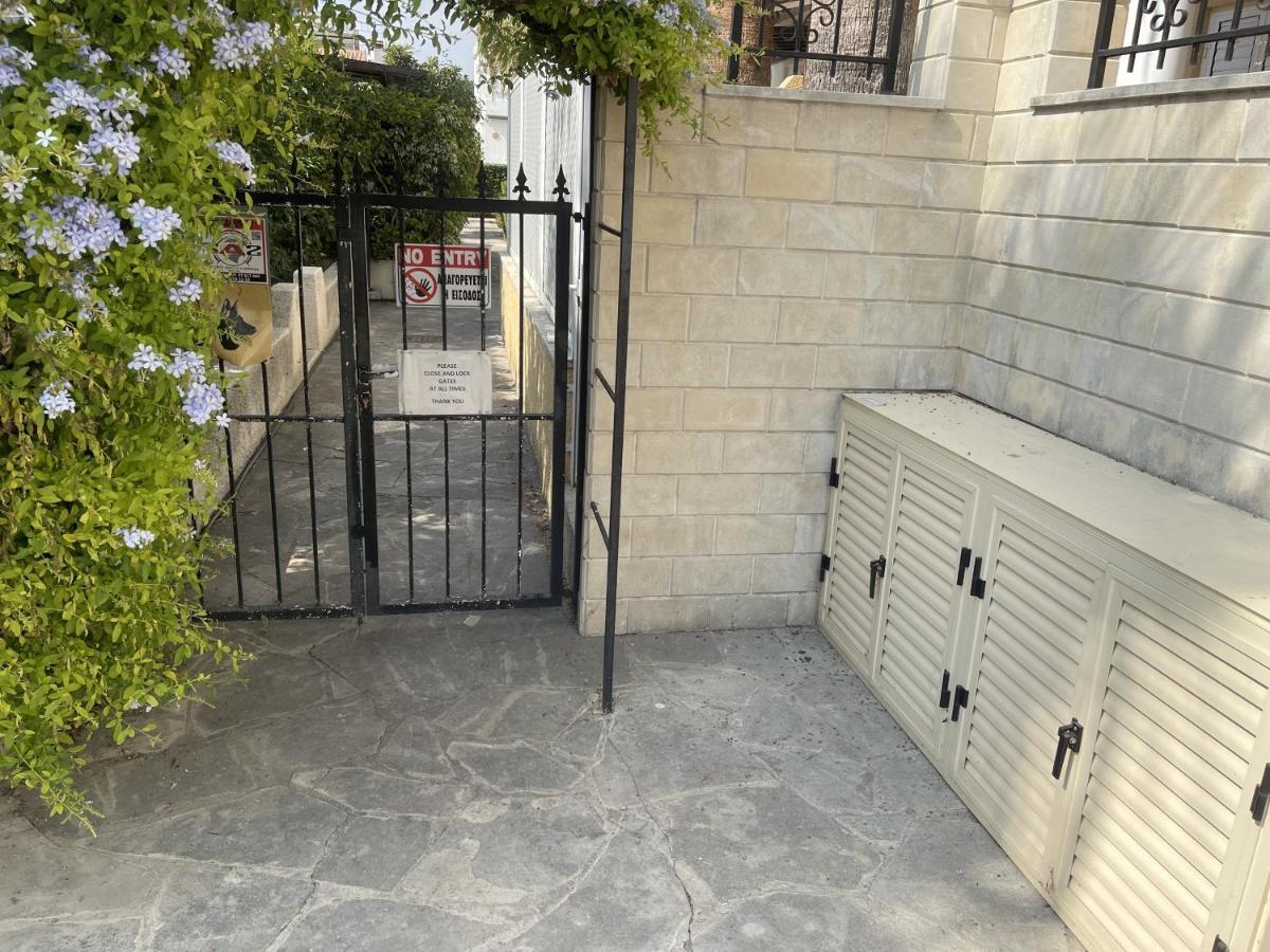 Nerina Apartment Paphos Exterior foto