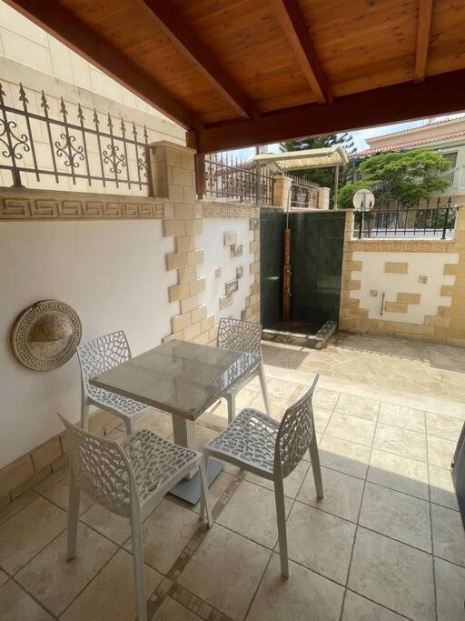 Nerina Apartment Paphos Exterior foto